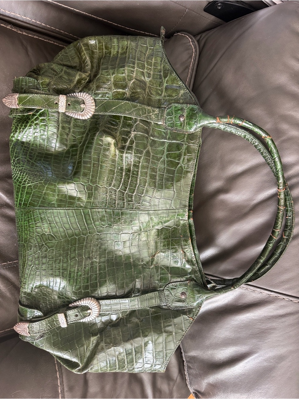 Croc-Embossed Green Leather Shoulder Bag with Silver Buckle Accents